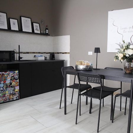 Grey Apartment Caiazzo 外观 照片