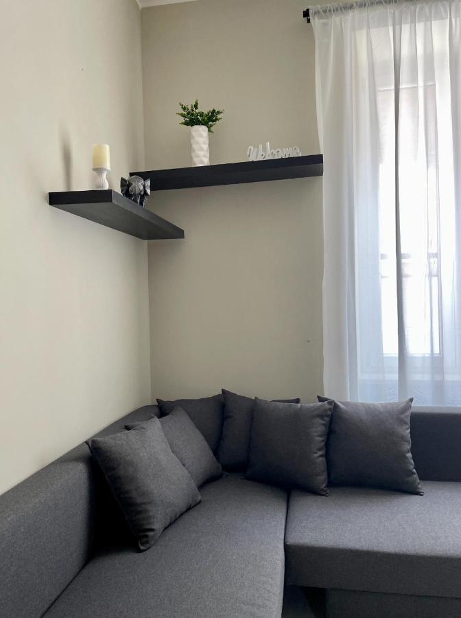 Grey Apartment Caiazzo 外观 照片