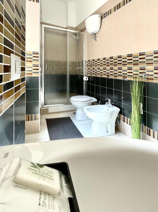 Grey Apartment Caiazzo 外观 照片